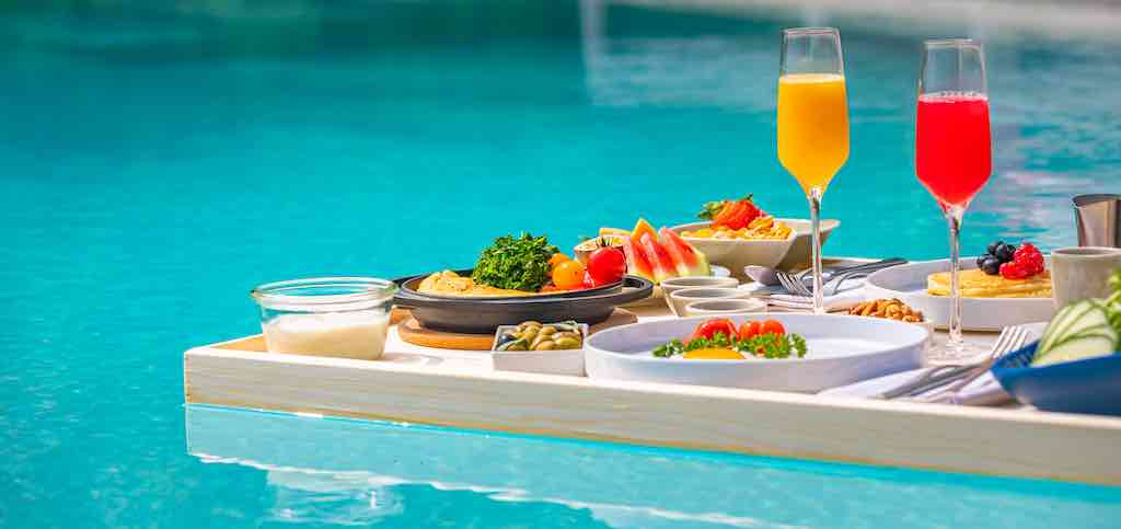 Gesund essen im Freibad: Abnehmen im Sommer